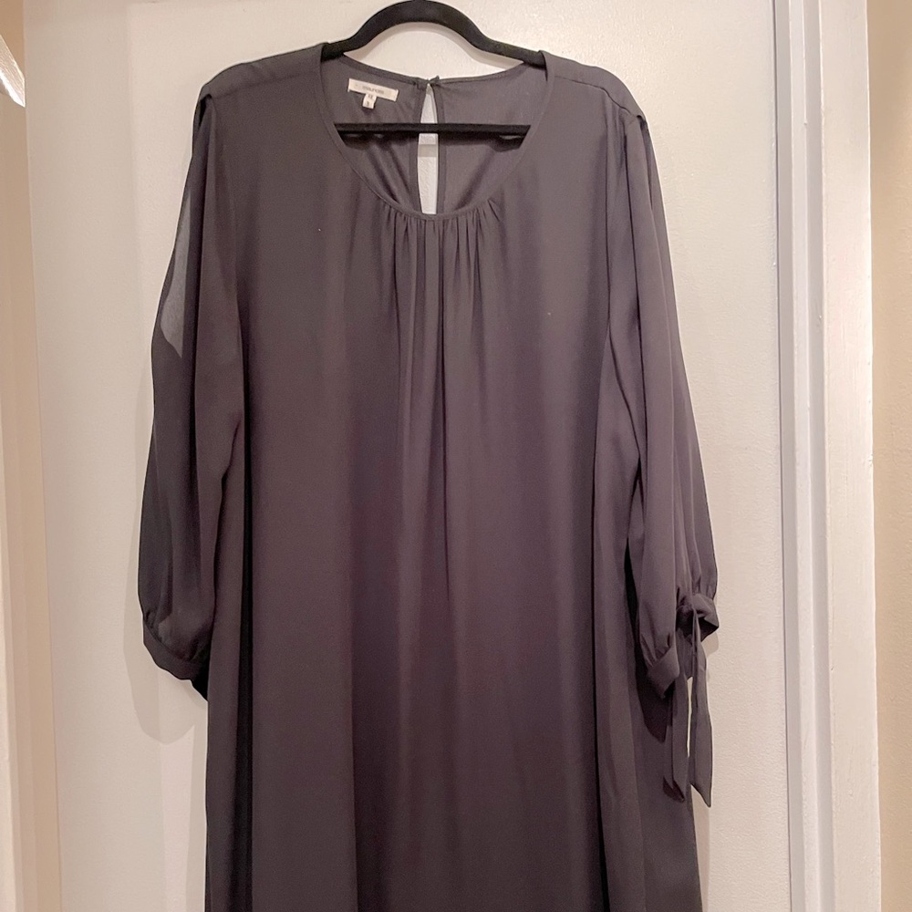Black shift dress